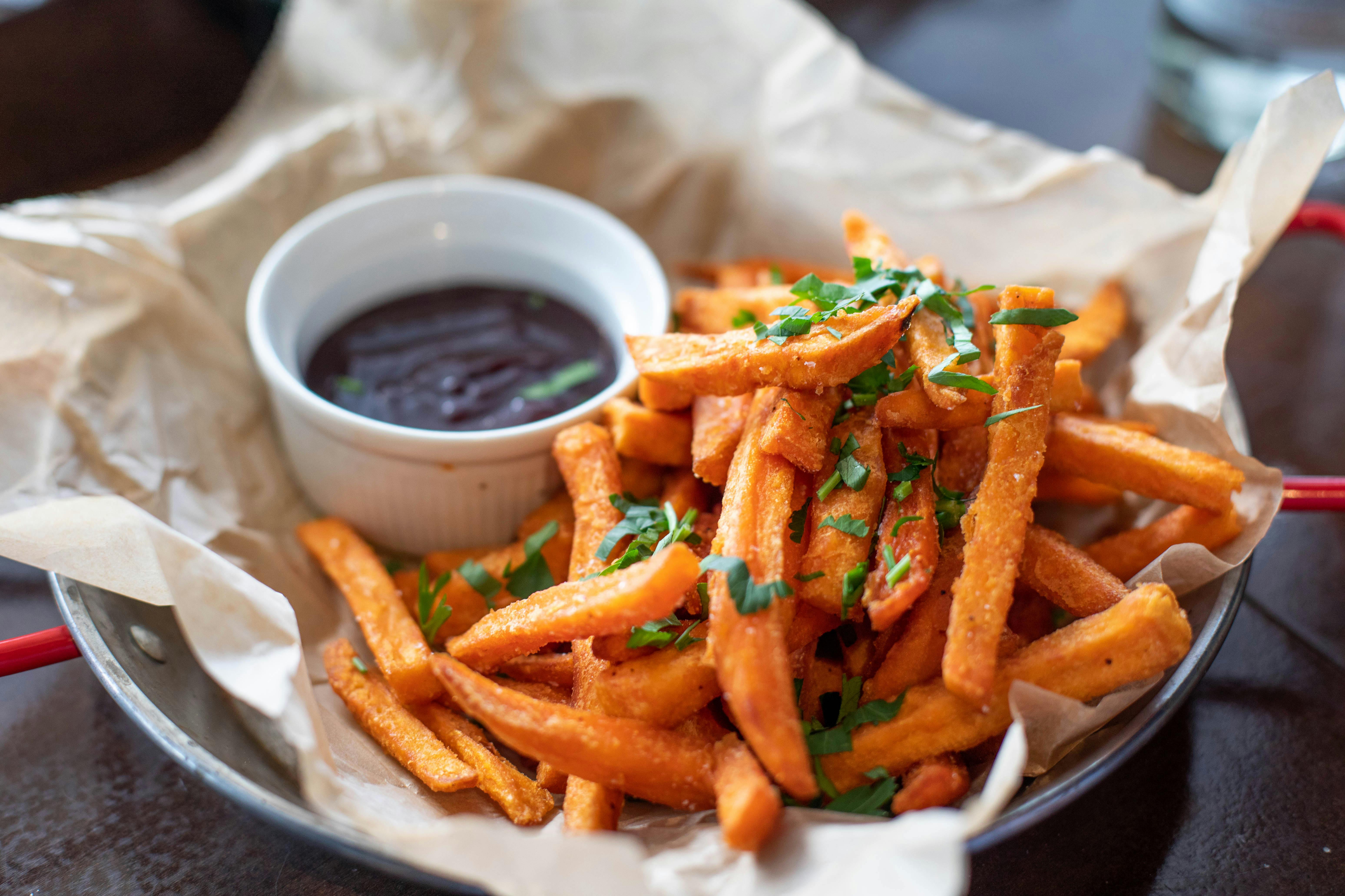 Sweet potato fries with dipping sauce